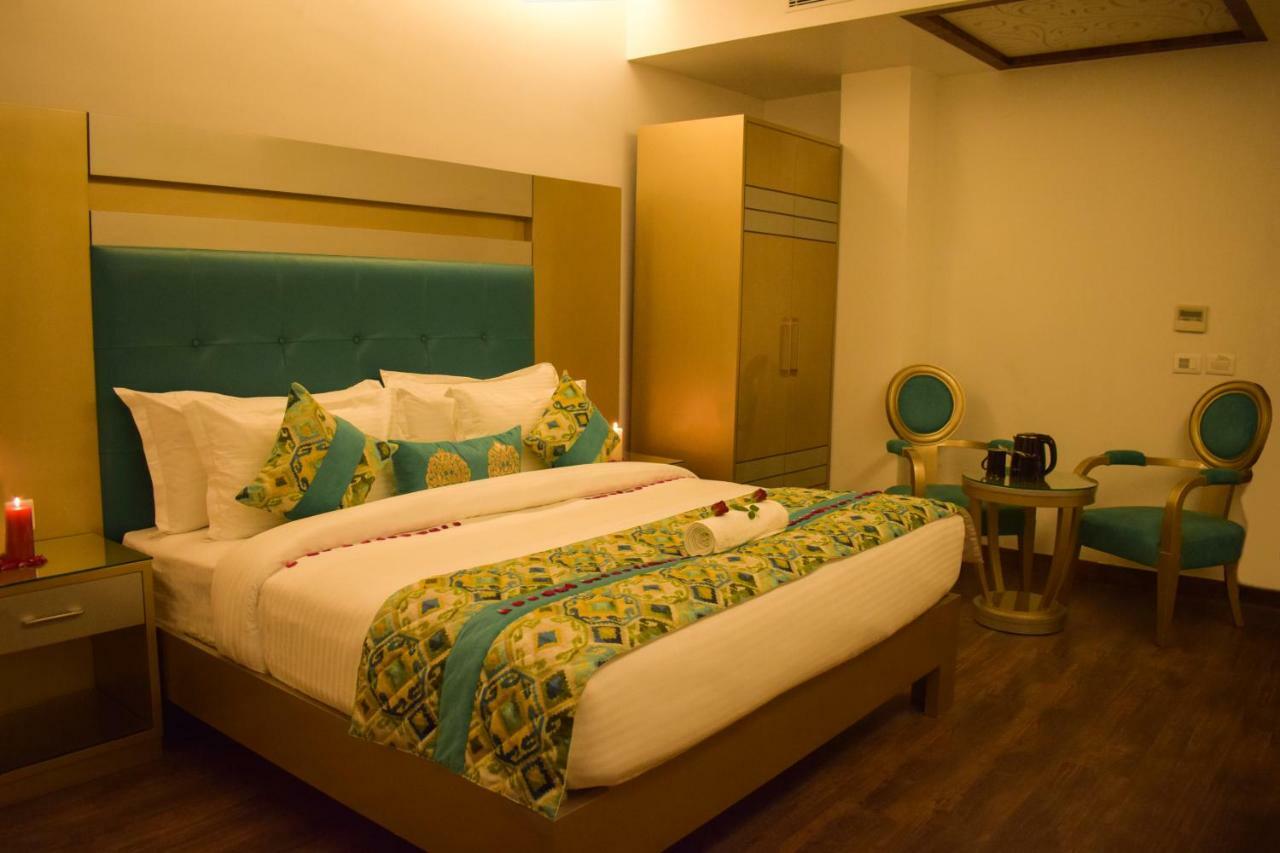 One Earth Gg Regency Otel Amritsar Dış mekan fotoğraf