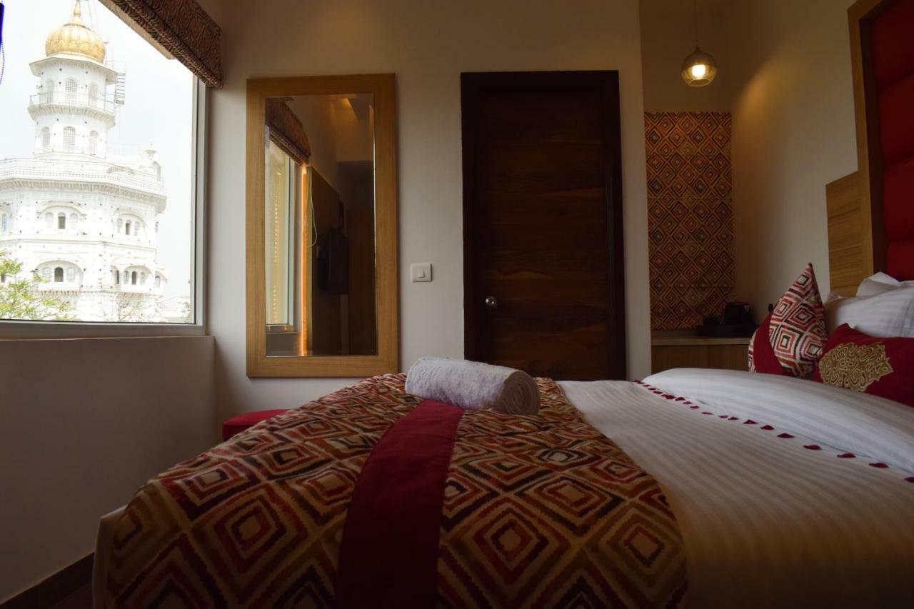 One Earth Gg Regency Otel Amritsar Dış mekan fotoğraf