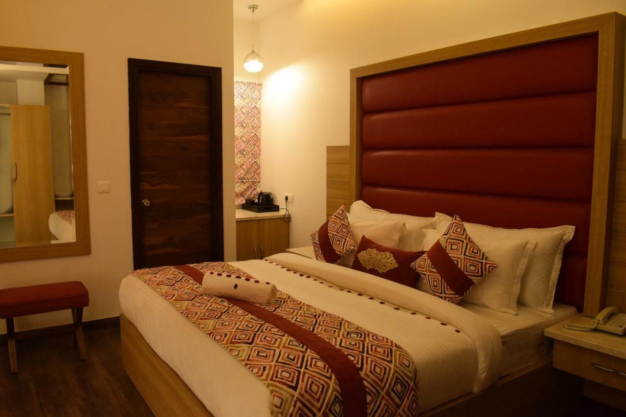 One Earth Gg Regency Otel Amritsar Dış mekan fotoğraf